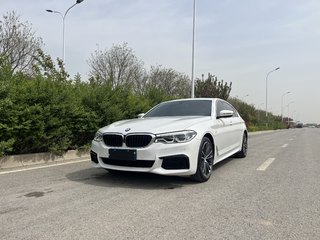 宝马5系 530Li 2.0T 自动 领先型M运动套装 