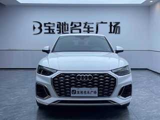 奥迪Q5L Sportback 40TFSI 2.0T 自动 时尚型 