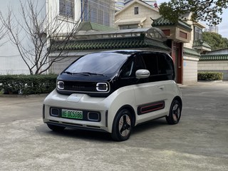 宝骏KiWi EV 0.0T 自动 设计师轻享版三元锂 