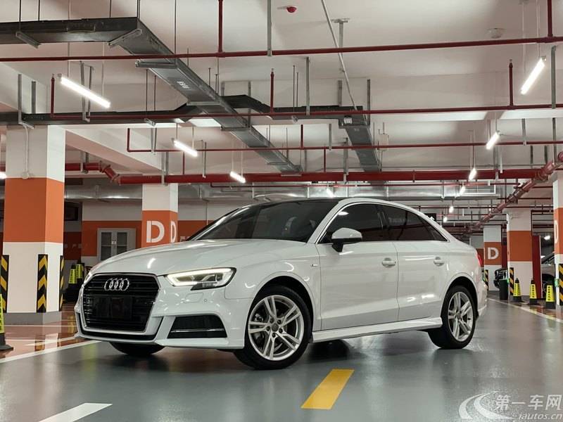 奥迪A3 35TFSI 2018款 1.4T 自动 风尚型Limousine30周年 (国Ⅴ) 