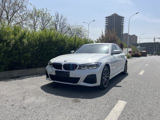 宝马3系 325Li 2.0T 自动 M运动套装 