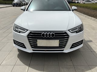 奥迪A4L 40TFSI 