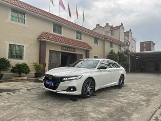 雅阁 1.5T 260TURBO幻夜·尊贵版 