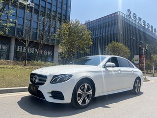 奔驰E级 E200L 2.0T 自动 运动型 