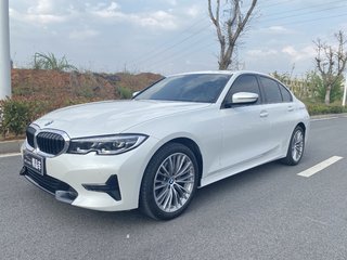 宝马3系 320i 2.0T 自动 运动套装 