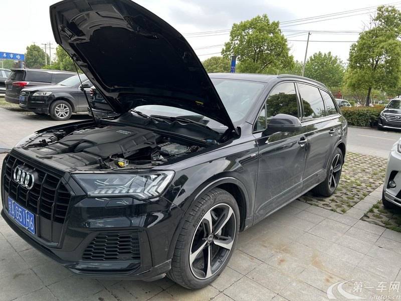 奥迪Q7 55 [进口] 2021款 3.0T 自动 运动型quattro-S-line 