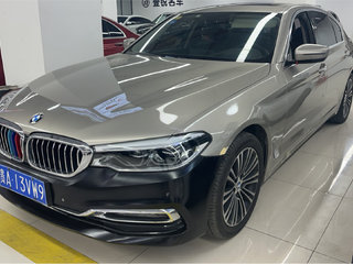 宝马5系 530Li 2.0T 自动 尊享型豪华套装 