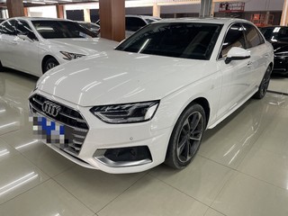 奥迪A4L 40TFSI 2.0T 自动 时尚致雅型 