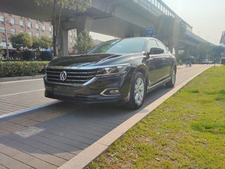 大众帕萨特 1.4T 自动 280TSI商务版 