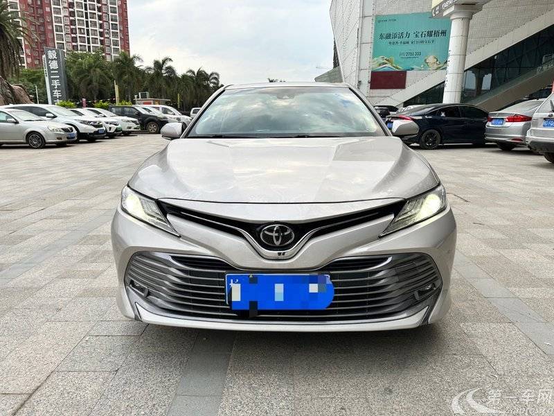 丰田凯美瑞 2018款 2.0L 自动 豪华版 (国Ⅴ) 