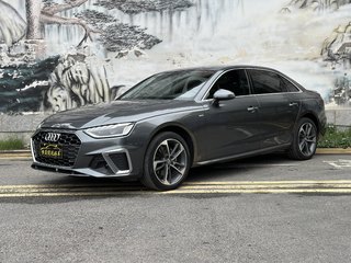 奥迪A4L 40TFSI 2.0T 自动 时尚动感型 