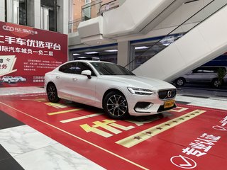 沃尔沃S60 T4 2.0T 自动 智逸豪华版 