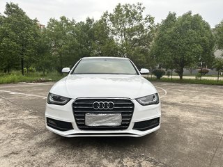 奥迪A4L 35TFSI 2.0T 自动 舒适型典藏版 