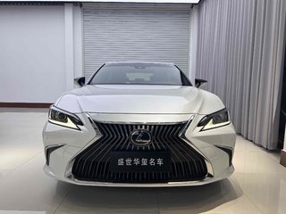 雷克萨斯ES 300h 
