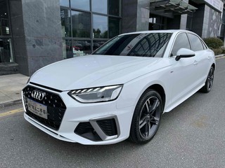 奥迪A4L 40TFSI 2.0T 自动 quattro豪华动感型 