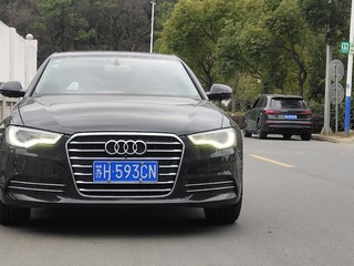 奥迪A6L 30FSI 2.5L 自动 舒适型 