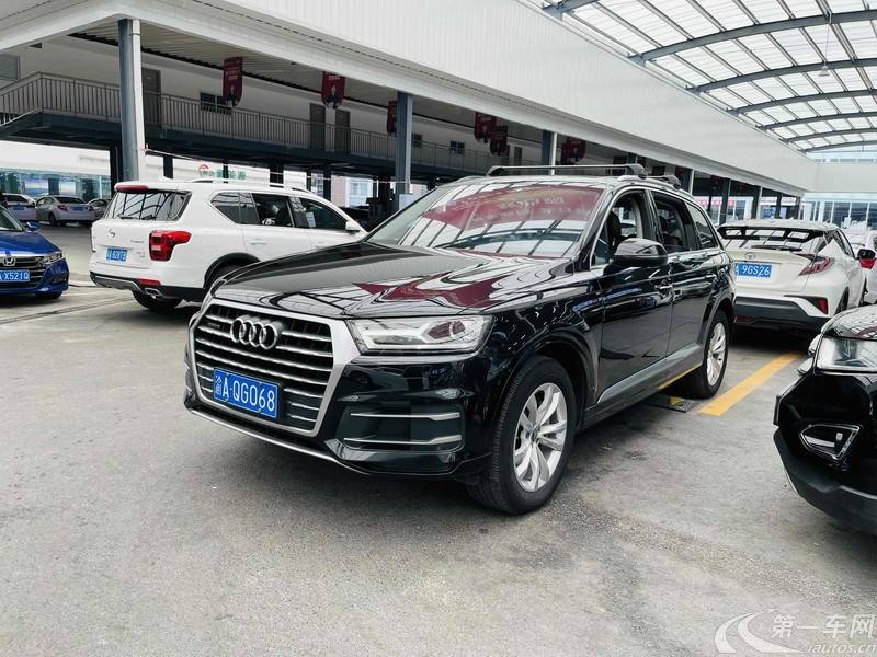 奥迪Q7 40 [进口] 2016款 2.0T 自动 舒适型 