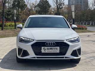 奥迪A4L 40TFSI 2.0T 自动 豪华动感型 