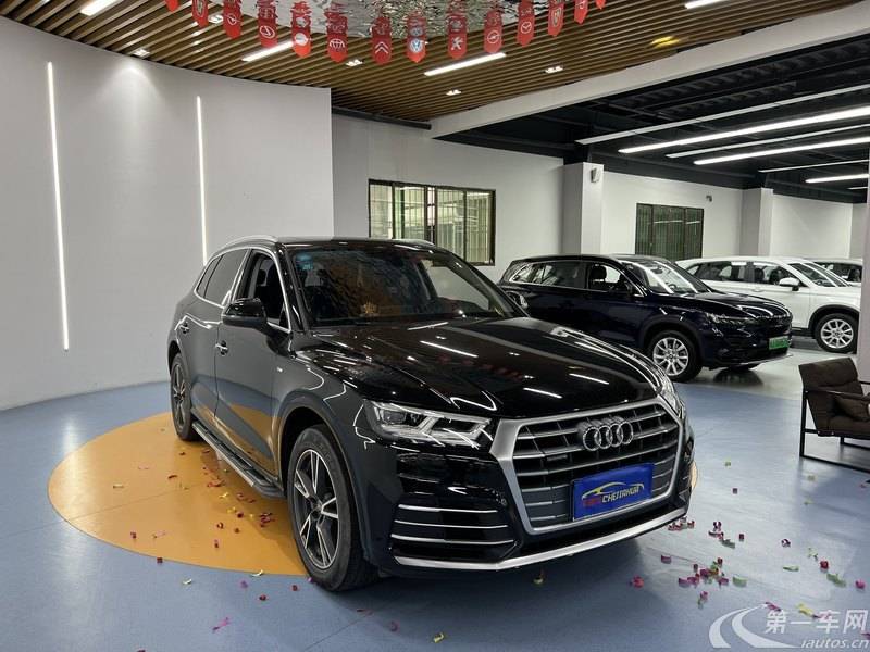 奥迪Q5L 40TFSI 2020款 2.0T 自动 荣享时尚型 (国Ⅵ) 