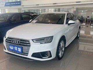 奥迪A4L 40TFSI 2.0T 自动 运动型 