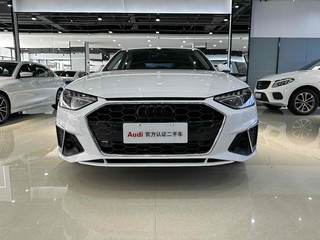 奥迪A4L 40TFSI 2.0T 自动 时尚动感型 