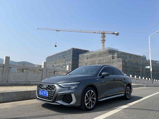 奥迪A3 L35TFSI 1.4T 自动 Limousine进取运动型 