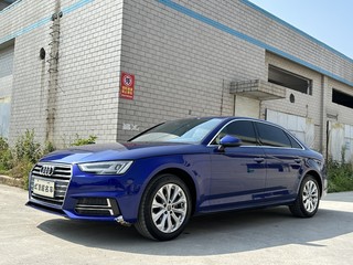 奥迪A4L 40TFSI 2.0T 自动 进取型 