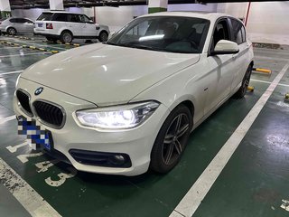 宝马1系 120i 1.6T 自动 运动设计套装 