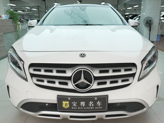 奔驰GLA 1.6T 