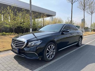 奔驰E级 E300L 2.0T 自动 时尚型 