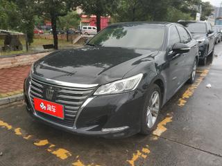 丰田皇冠 2.5L 