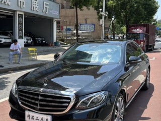 奔驰E级 E300L 时尚型 