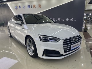 奥迪A5掀背 40TFSI 2.0T 自动 时尚型 