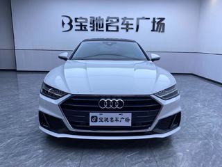 奥迪A7掀背 45TFSI 2.0T 自动 臻选型 