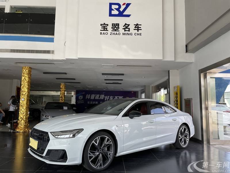 奥迪A7L 45TFSI 2022款 2.0T 自动 S-line白法师版 (国Ⅵ) 