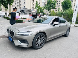 沃尔沃S60 T4 2.0T 自动 智远豪华版 