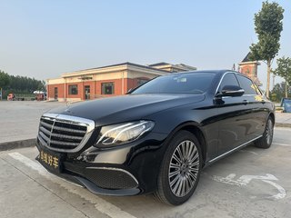 奔驰E级 E300L 2.0T 自动 时尚型改款 