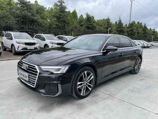 奥迪A6L 40TFSI 2.0T 自动 豪华动感型 