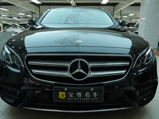 奔驰E级 E300L 2.0T 自动 运动时尚型 