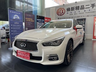 英菲尼迪Q50 2.0T 自动 舒适版 