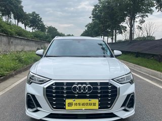 奥迪Q3 35TFSI 1.4T 自动 时尚动感型 