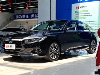 本田雅阁 2.0L 自动 锐领版 