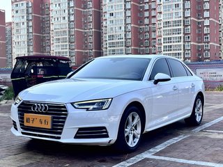 奥迪A4L 40TFSI 2.0T 自动 30周年进取型 