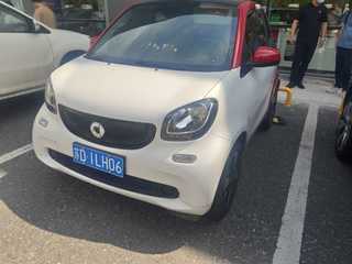 SmartForTwo 硬顶 1.0L 自动 激情版 