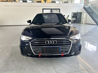 奥迪A6L 40TFSI 2.0T 自动 豪华动感型 