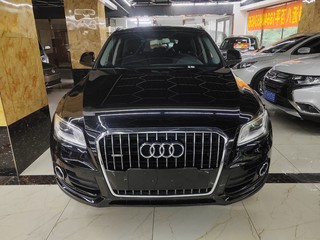 奥迪Q5 40TFSI 2.0T 自动 进取型 