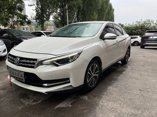 启辰D60 1.6L 自动 智联精英版 