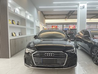 奥迪A6L 45TFSI 2.0T 自动 臻选动感型 