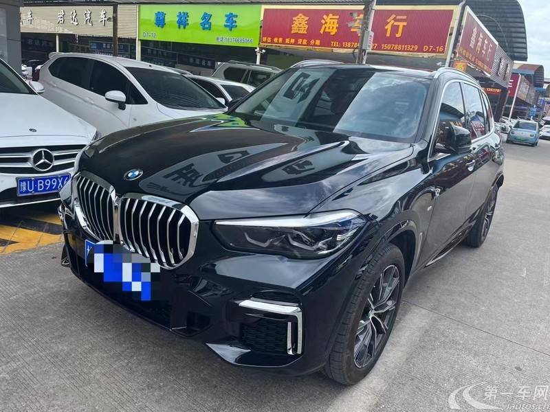 宝马X5 xDrive30Li 2022款 2.0T 自动 改款尊享型M运动套装 (国Ⅵ) 