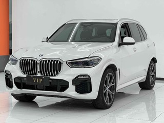 宝马X5 40i 3.0T 自动 尊享版M运动套装 